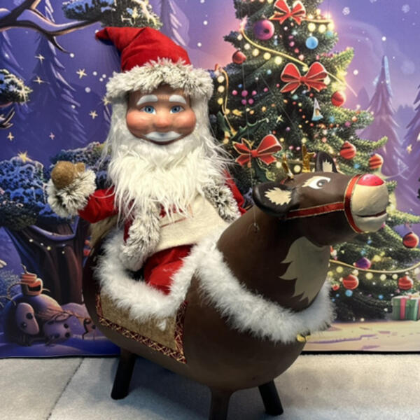 LEON E(s)T LE PERE NOEL